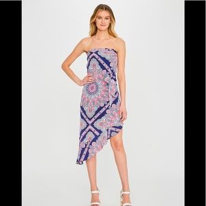 Alice & Trixie Felicity Dress-Size Large